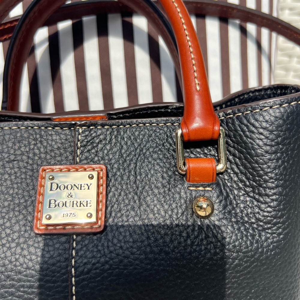 Dooney & Bourke Mini Chelsea~NWOT - Picture 4 of 17